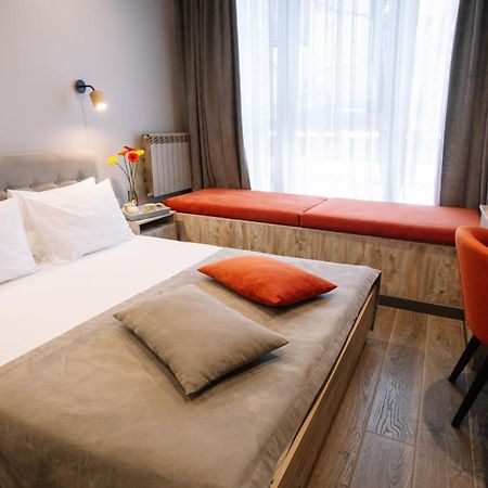 Time Hotel Kiev Luaran gambar