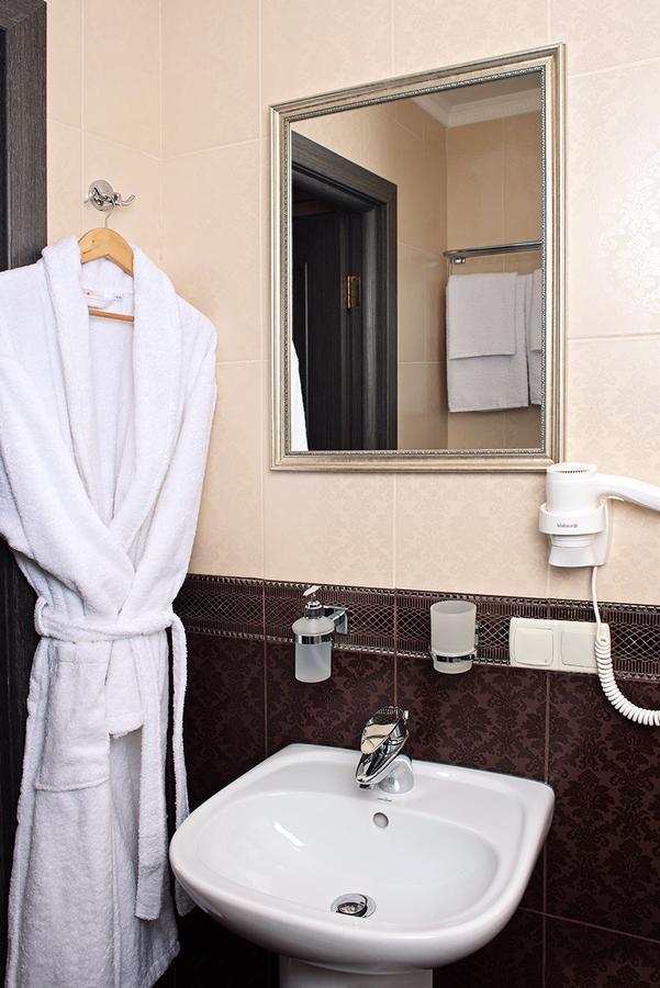 Time Hotel Kiev Luaran gambar