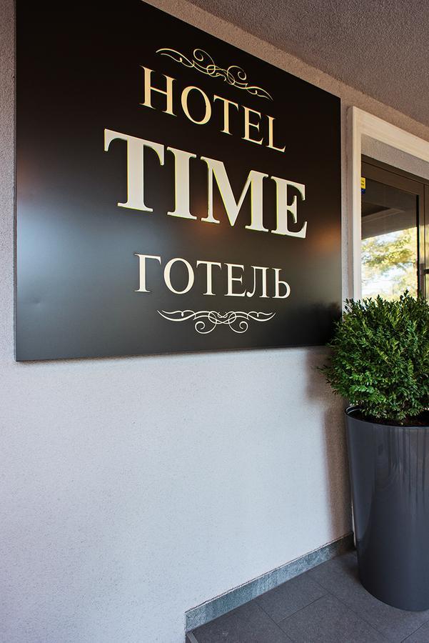 Time Hotel Kiev Luaran gambar