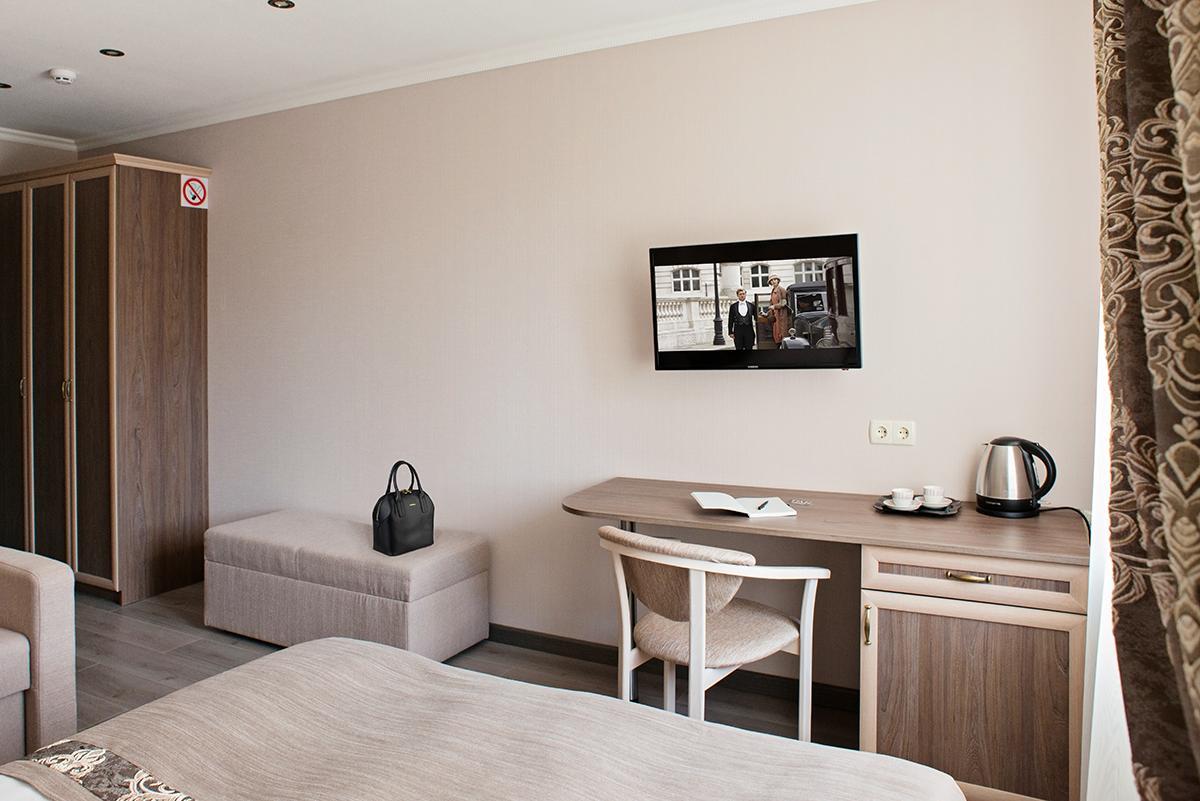 Time Hotel Kiev Luaran gambar