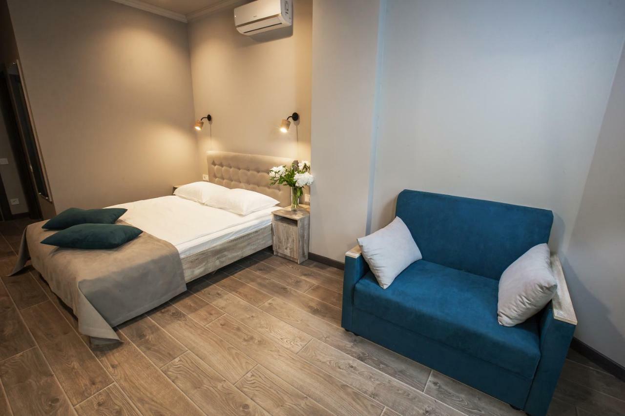 Time Hotel Kiev Luaran gambar